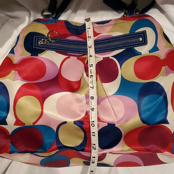 COACH SATIN SIGNATURE BEAUTIFUL SATCHEL - Picture 6 of 8